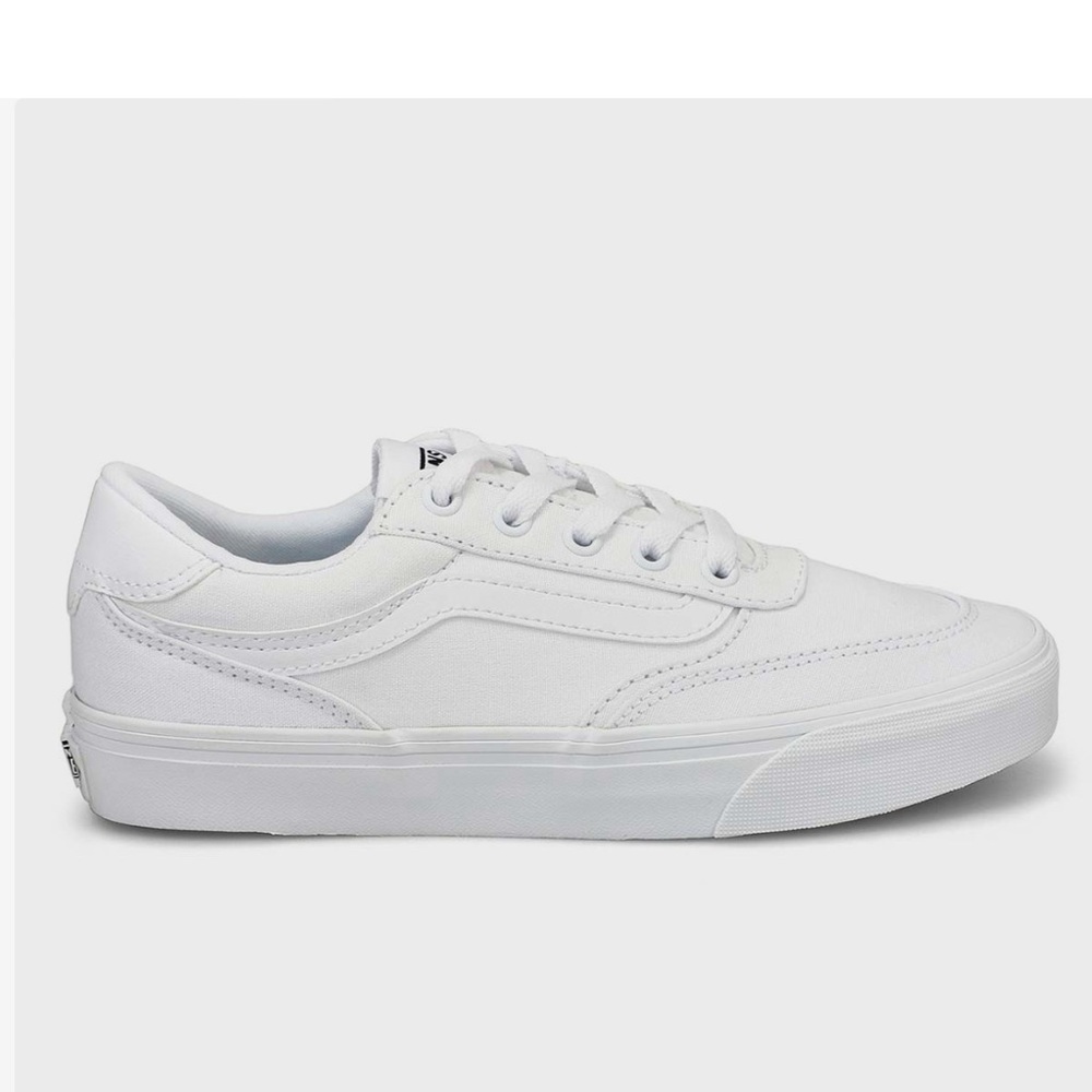 White Vans women’s sneakers US 6